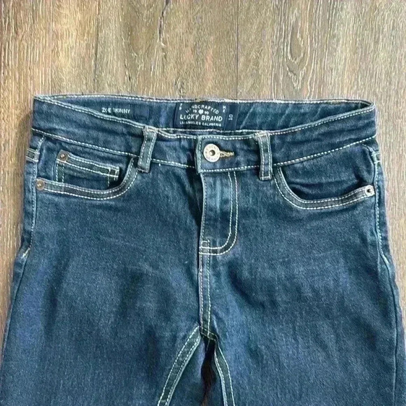 Lucky Brand Jeans and Art Class Sweatshirt.  Girls size 10. - Picture 3 of 9